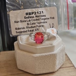 Bomb Party Size 6, NWT